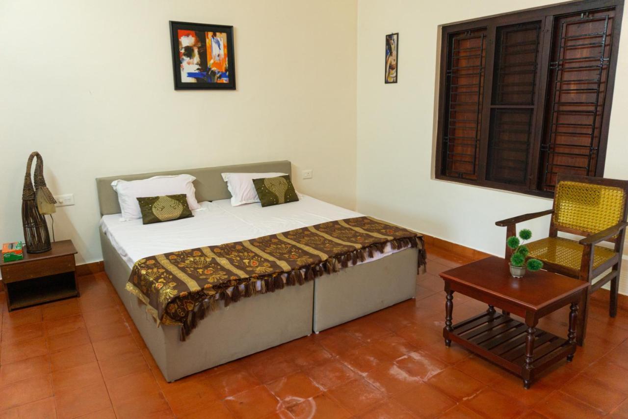 Canalview Private Cottage Azhikkal Ayiram Thengu Panmana 외부 사진